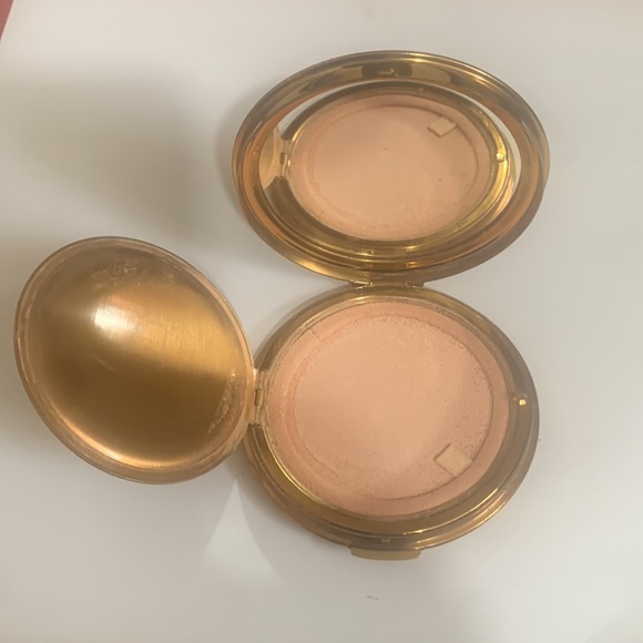 Vintage Stratton Gold Tone Swan and Cygnet Compact - Picture 5 of 13